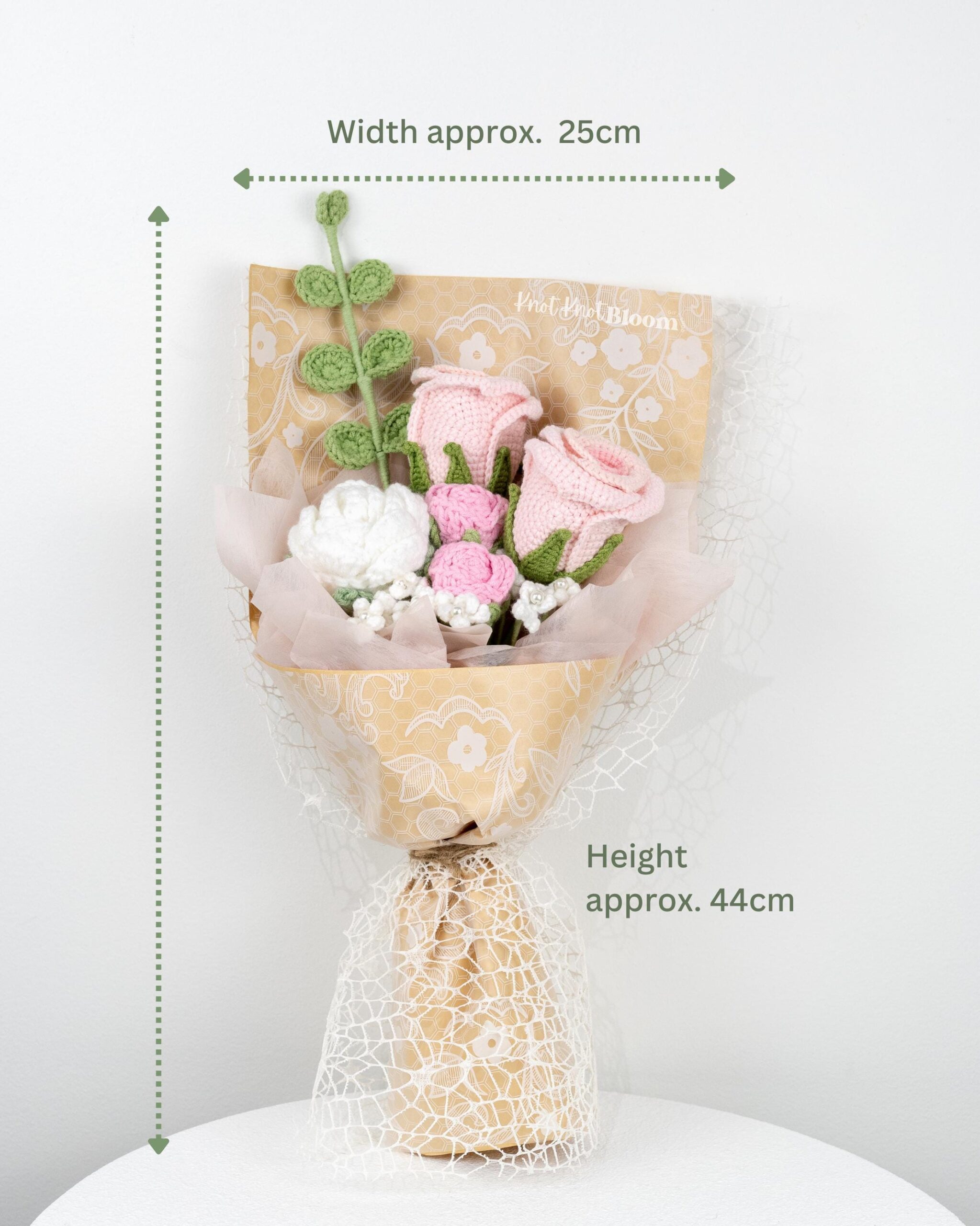 Beautiful Handmade Crochet Pink Rose Bouquet Valentine's Day Graduation Gift Knitted Craft - Image 3