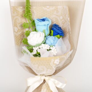 Blue Crochet Rose Bouquet: Handmade Knitted Flower Gift / Father's Day Gift / Boyfriend Gift