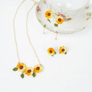 Crochet Sunflower Necklace and Earrings Set: Handmade Knitted Jewellery
