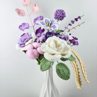 Beautiful Crochet French Roses Tulip Bouquet (Unwrap) / Mother's Day Gift / Graduation / Knitted Craft / Birthday Gift / Xmas / Home Decor